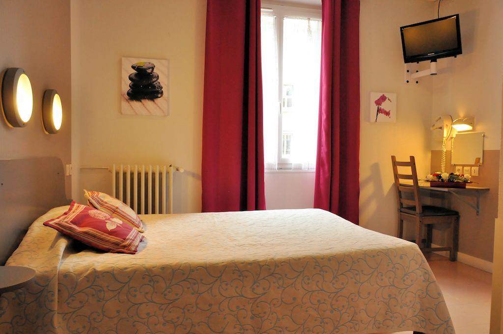 Hotel Lux Grenoble Room photo