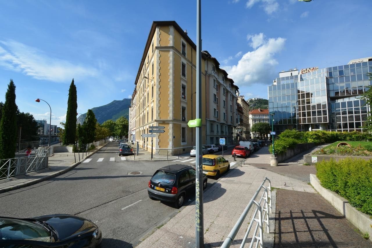 Hotel Lux Grenoble Exterior photo